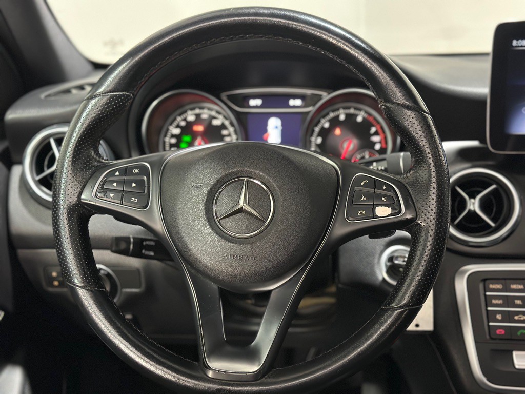 2019 Mercedes-Benz GLA-Class Image 15