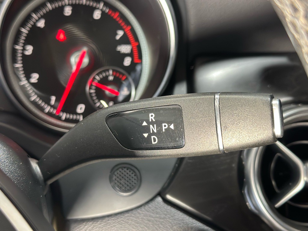 2019 Mercedes-Benz GLA-Class Image 25