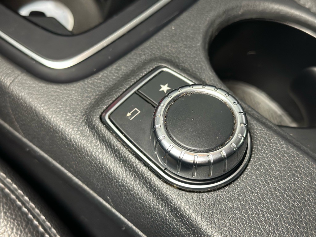 2019 Mercedes-Benz GLA-Class Image 29