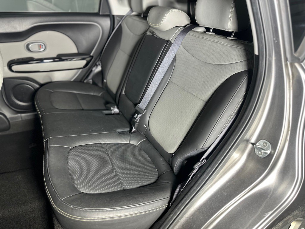 2016 Kia Soul Image 29
