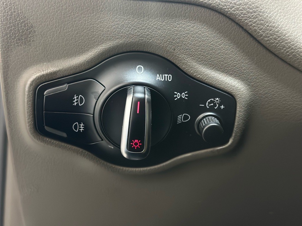 2014 Audi Q5 Image 37