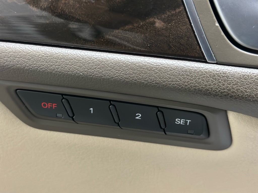 2014 Audi Q5 Image 38