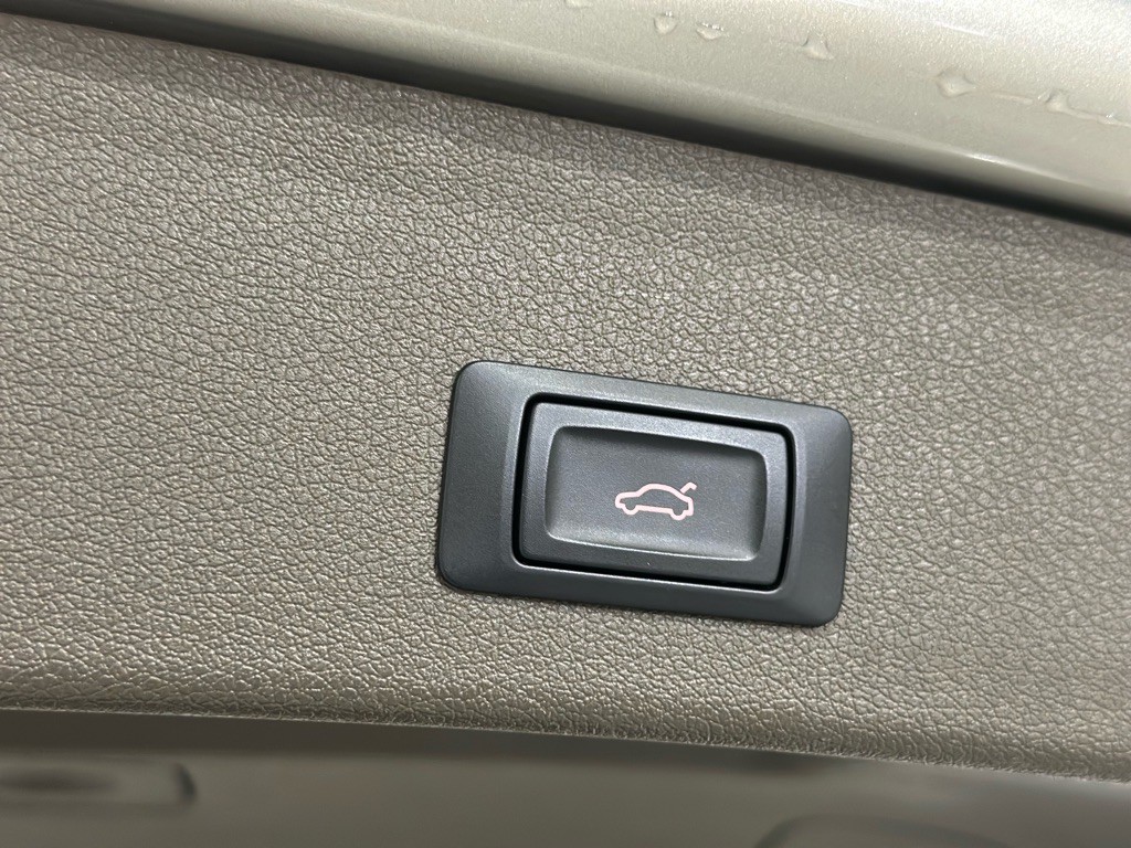 2014 Audi Q5 Image 43