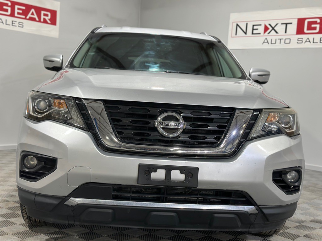 2017 Nissan Pathfinder Image 4