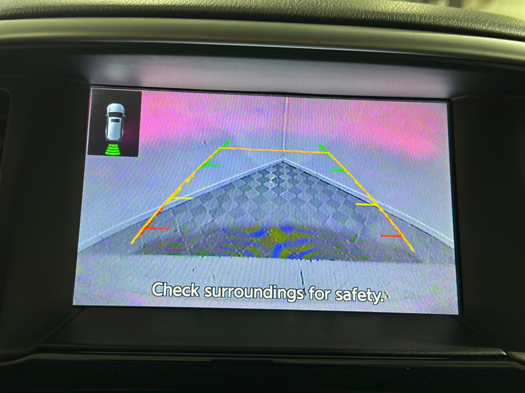 2017 Nissan Pathfinder Image 23