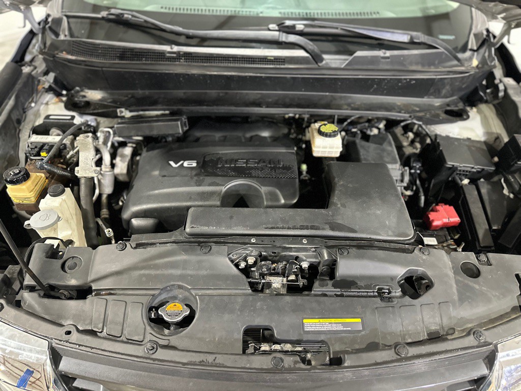 2017 Nissan Pathfinder Image 38