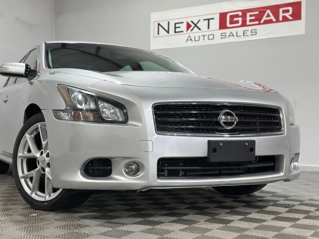 2011 Nissan Maxima Image 3