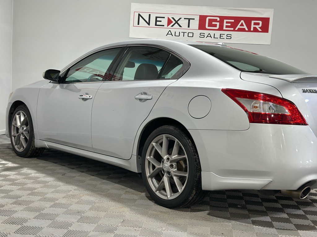 2011 Nissan Maxima Image 6
