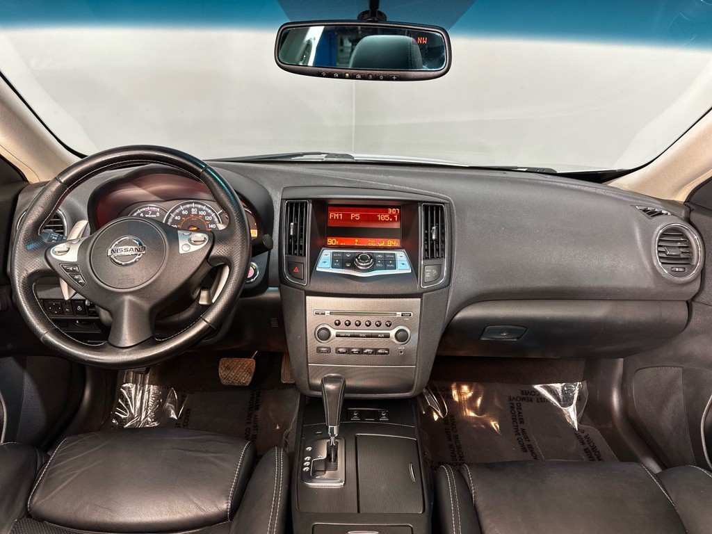 2011 Nissan Maxima Image 12