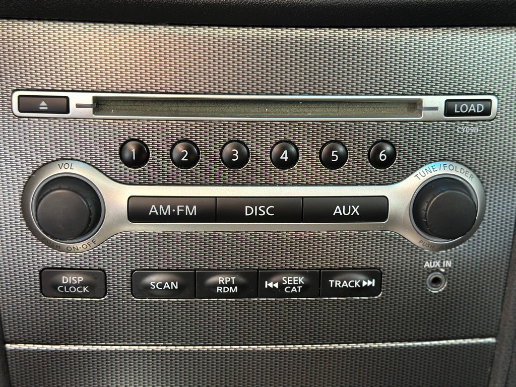 2011 Nissan Maxima Image 18