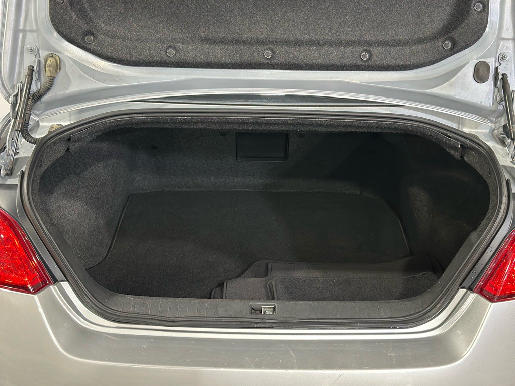 2011 Nissan Maxima Image 38