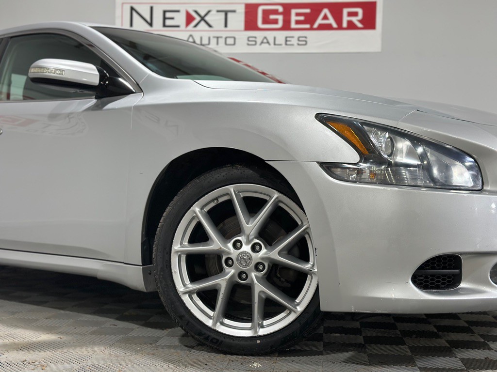2011 Nissan Maxima Image 41