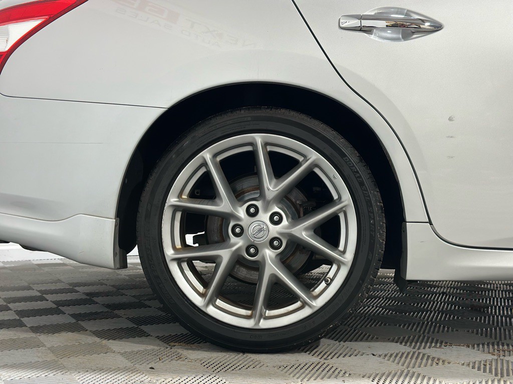 2011 Nissan Maxima Image 42