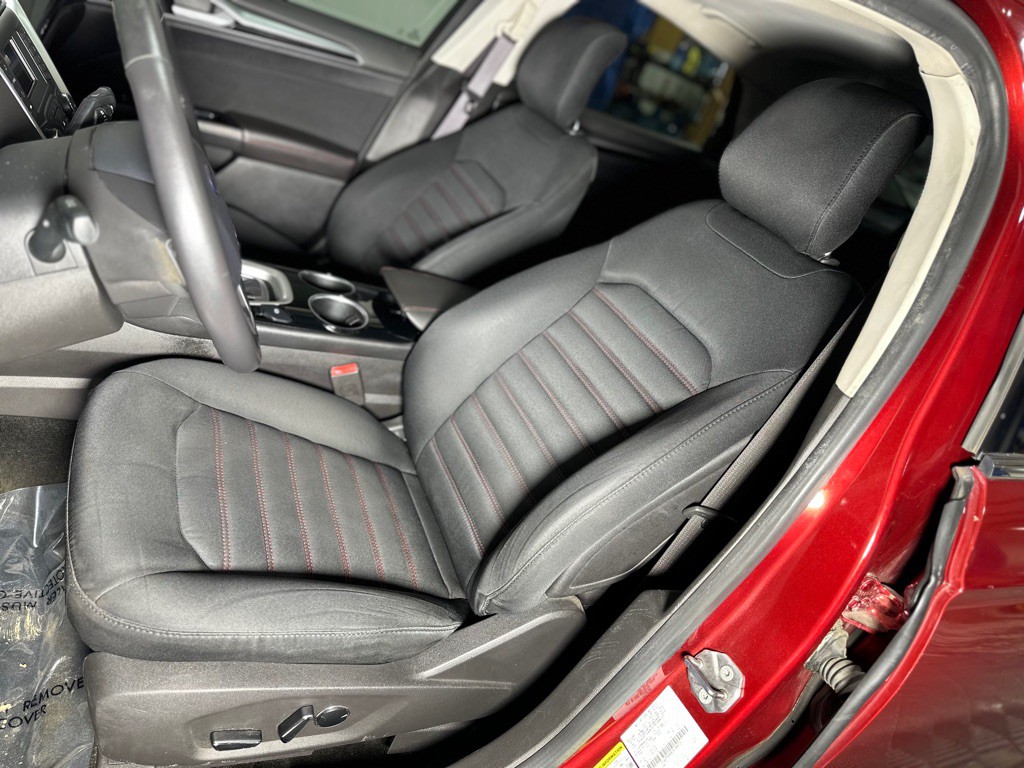 2013 Ford Fusion Image 24