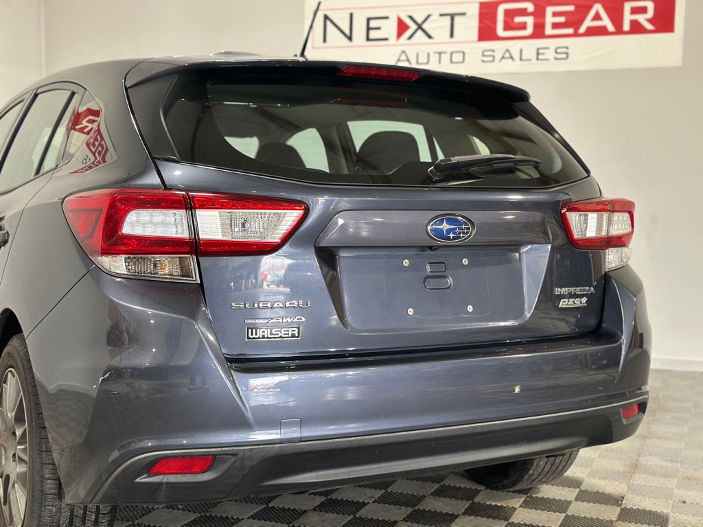 2017 Subaru Impreza Image 8