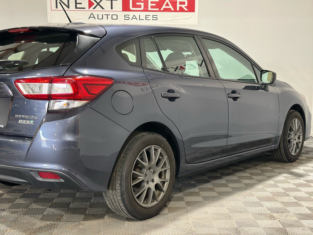 2017 Subaru Impreza Image 10