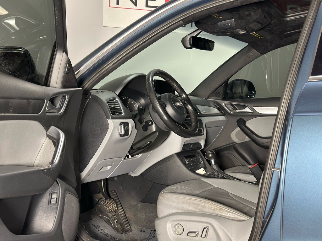 2016 Audi Q3 Image 11