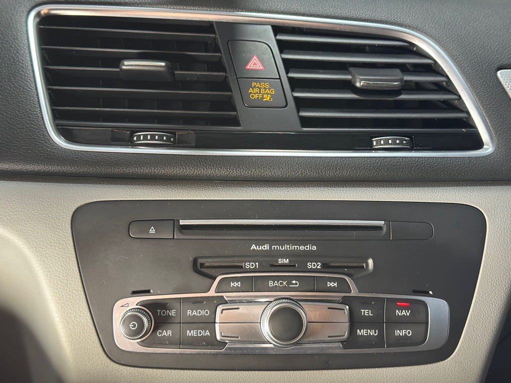 2016 Audi Q3 Image 20