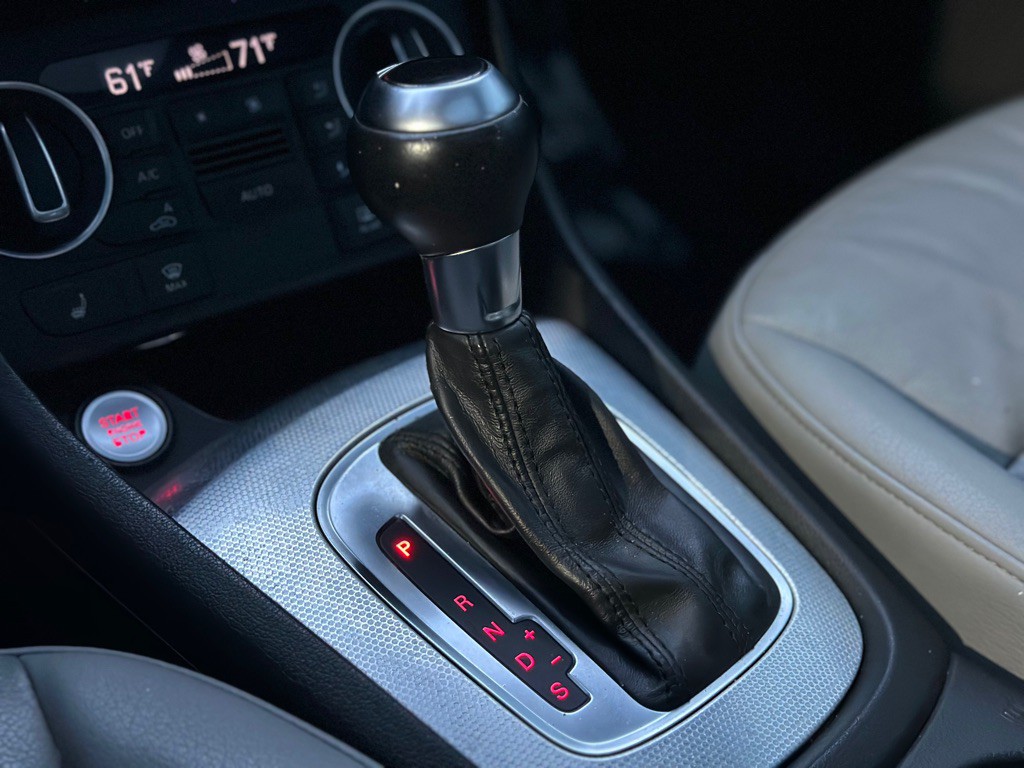 2016 Audi Q3 Image 22