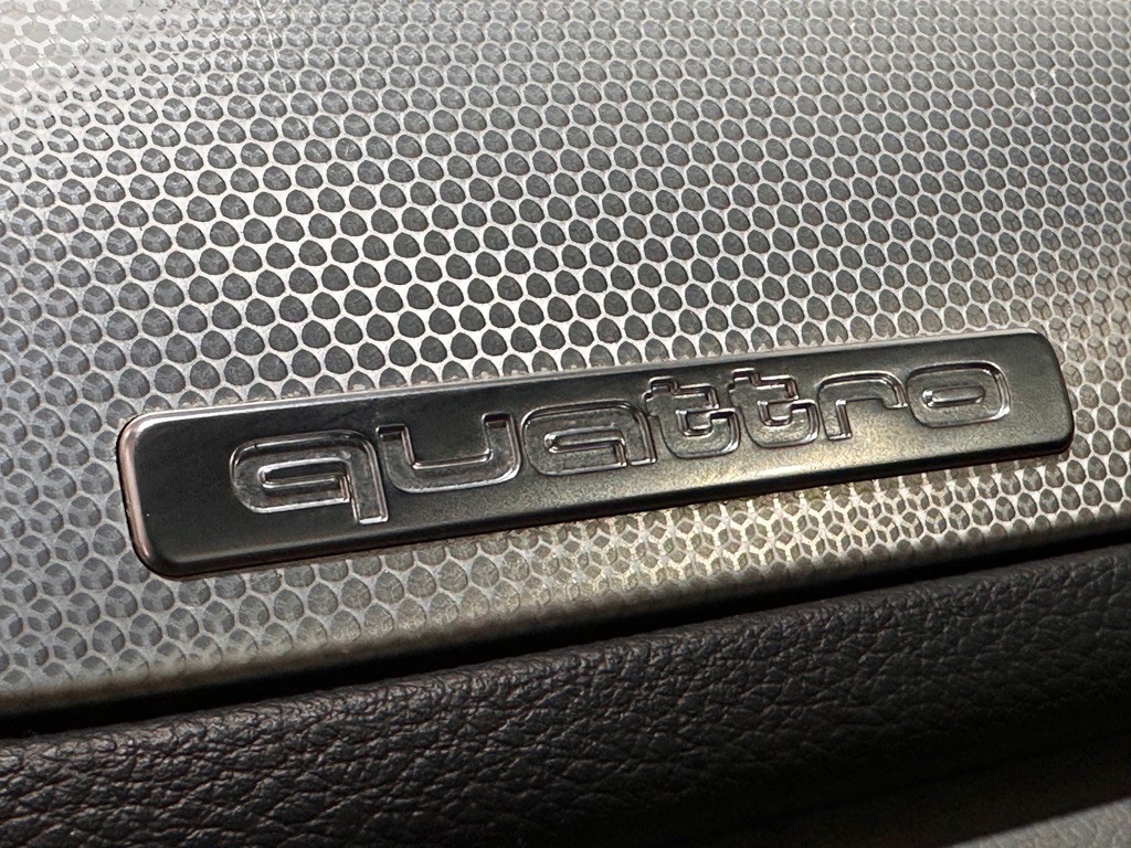 2016 Audi Q3 Image 24