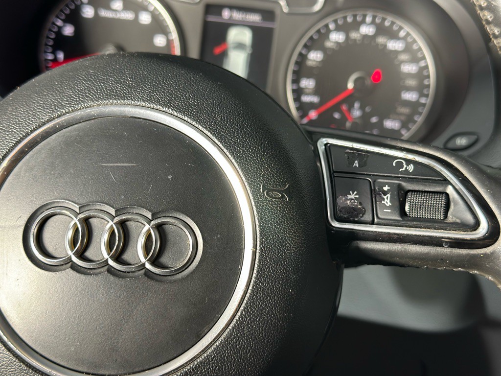 2016 Audi Q3 Image 35