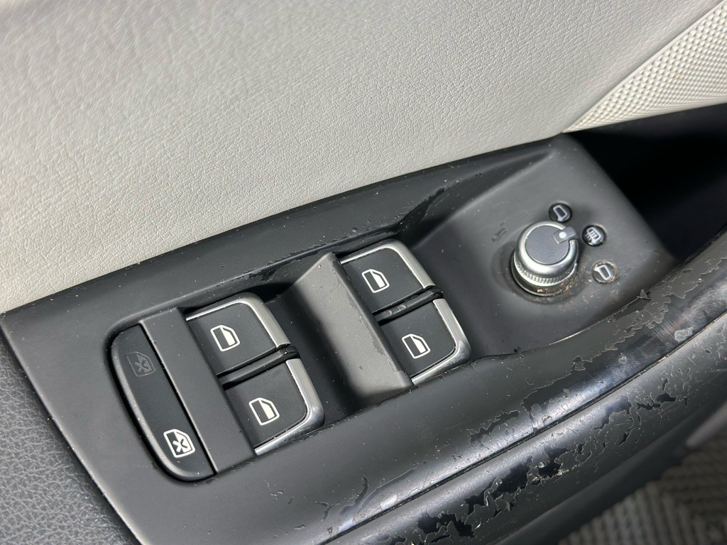 2016 Audi Q3 Image 38