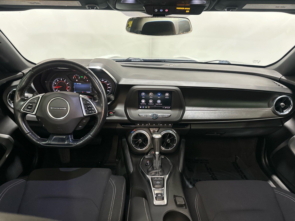 2020 Chevrolet Camaro Image 13