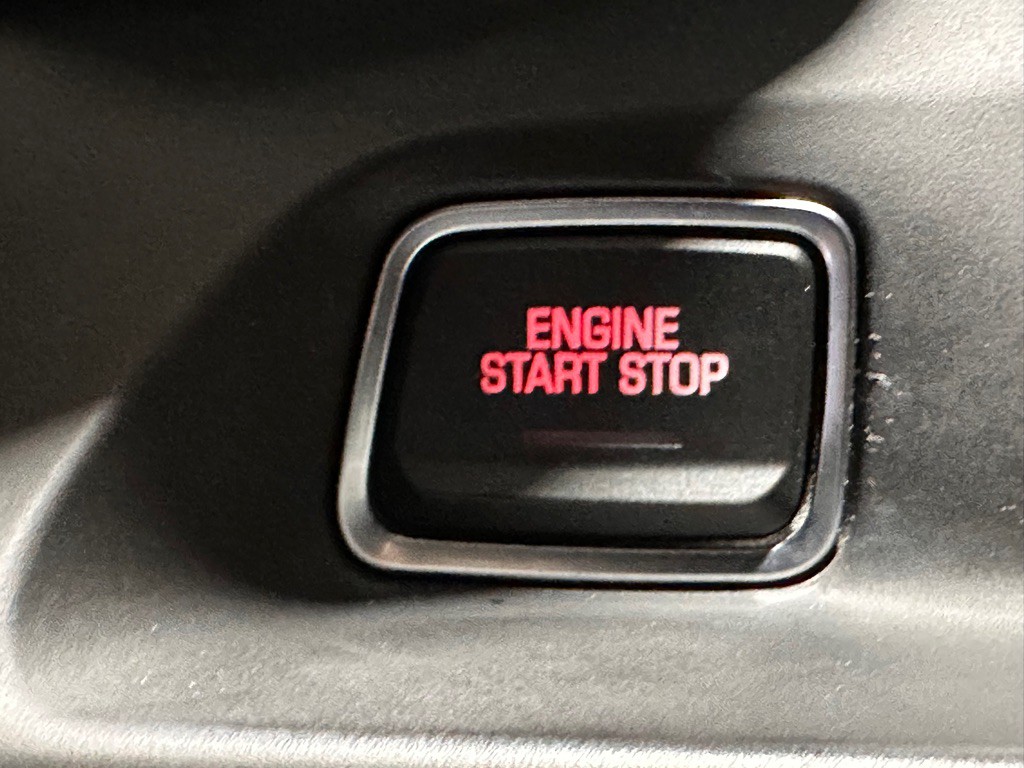 2020 Chevrolet Camaro Image 24