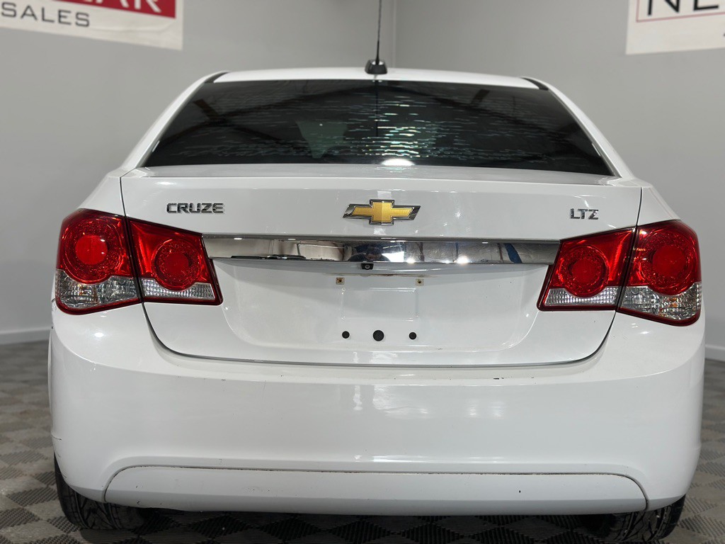 2015 Chevrolet Cruze Image 9