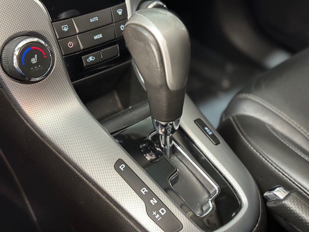 2015 Chevrolet Cruze Image 21