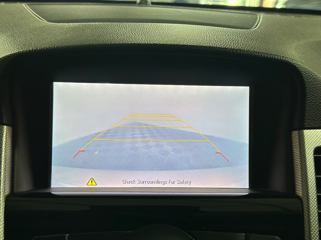 2015 Chevrolet Cruze Image 22