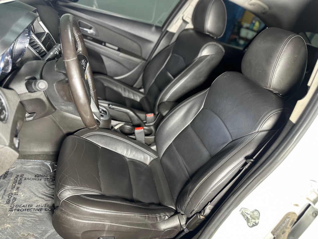 2015 Chevrolet Cruze Image 28