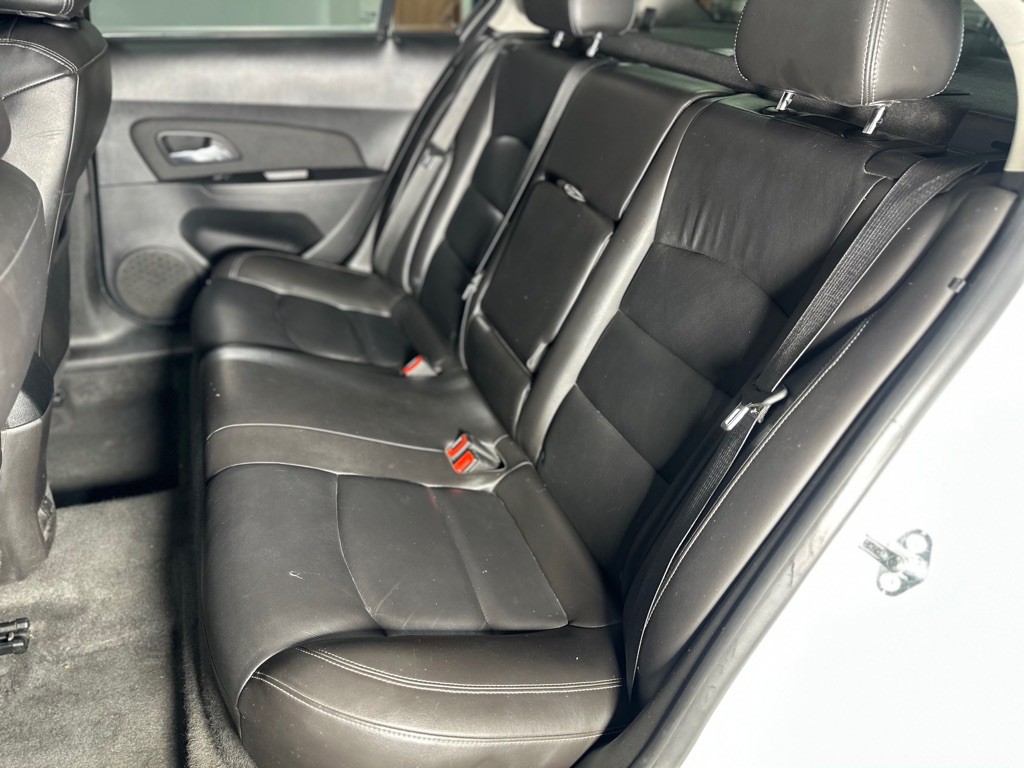 2015 Chevrolet Cruze Image 29