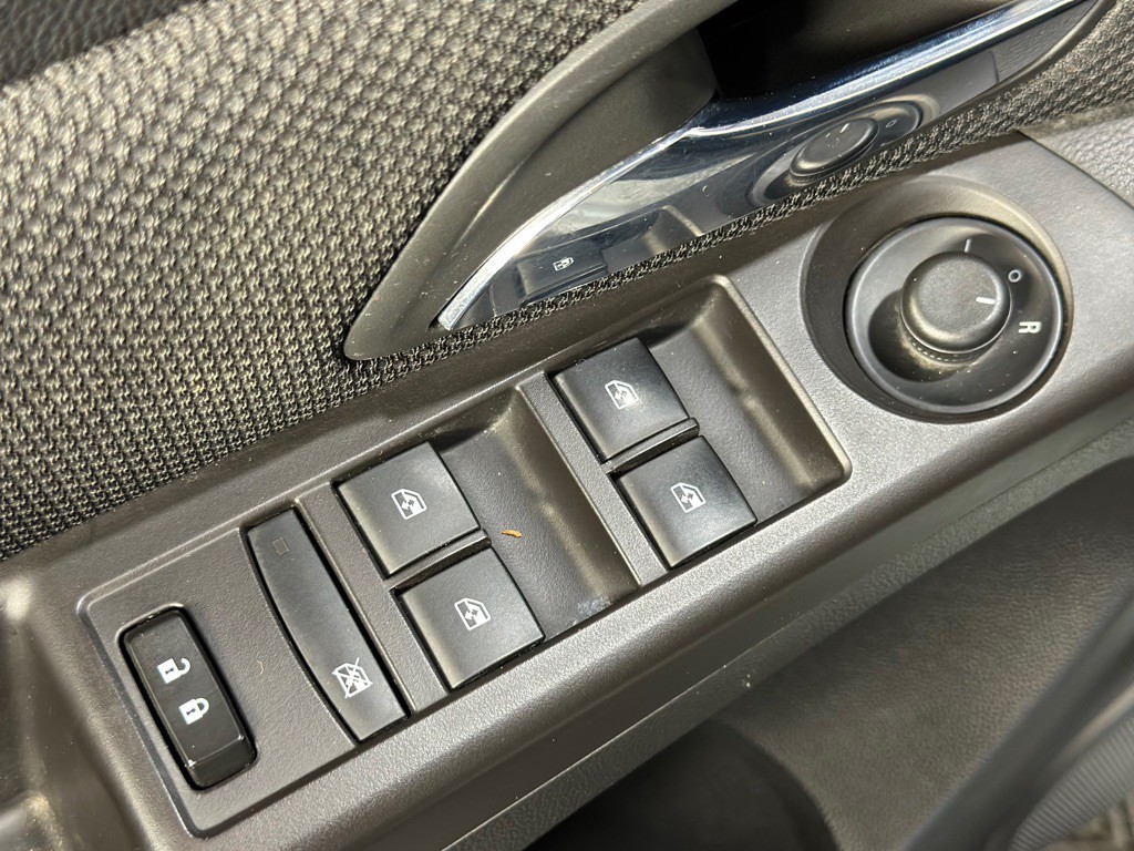 2015 Chevrolet Cruze Image 34