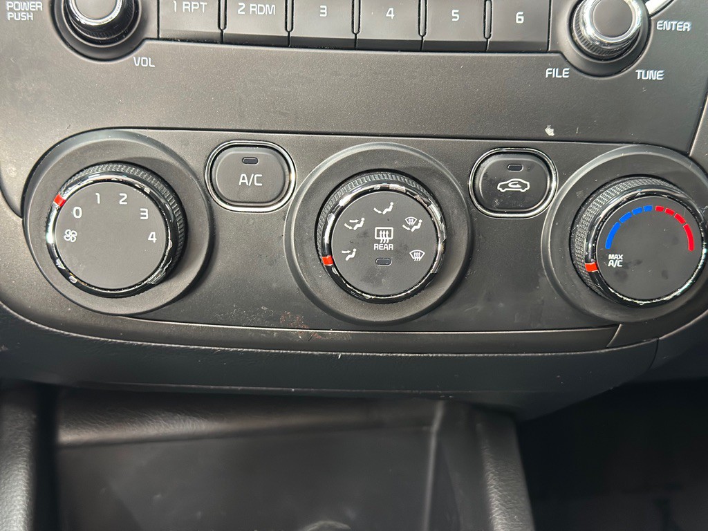 2017 Kia Forte Image 17