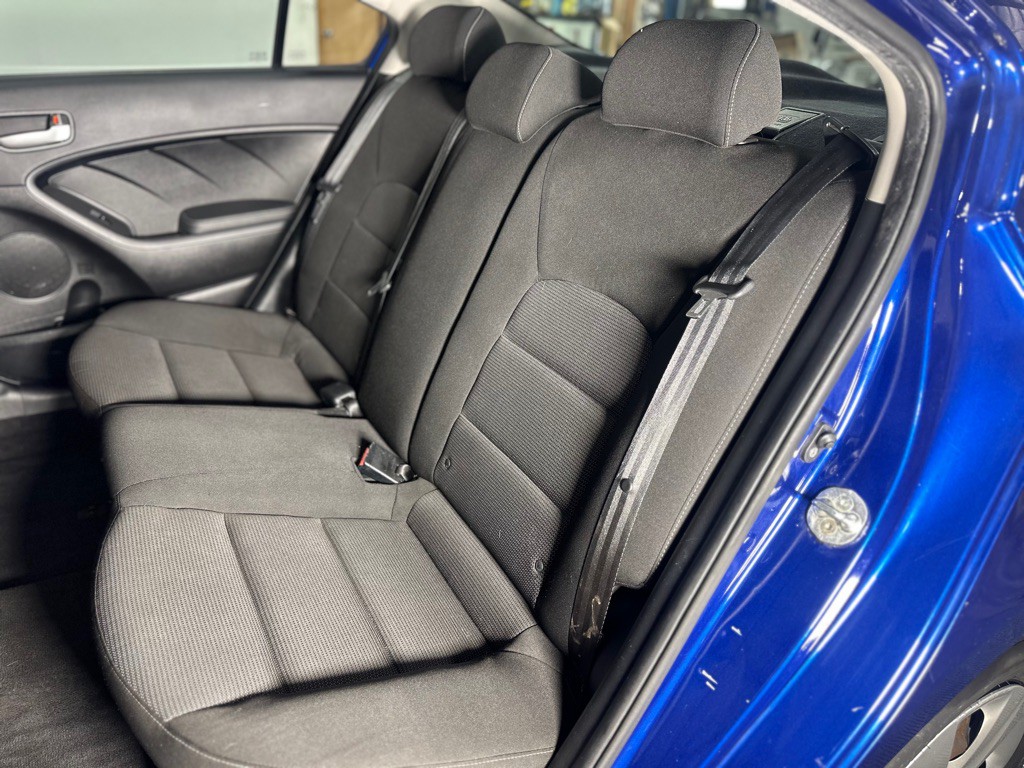 2017 Kia Forte Image 22