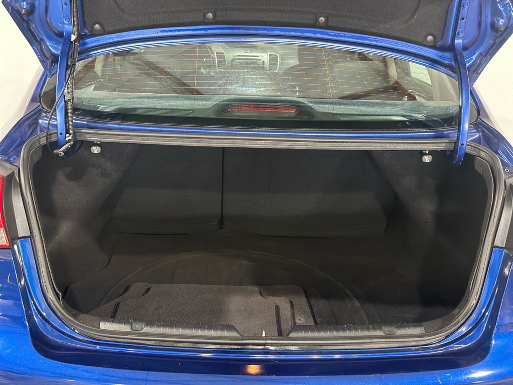 2017 Kia Forte Image 31