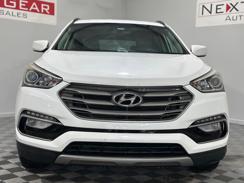 2017 Hyundai Santa Fe Sport Image 3