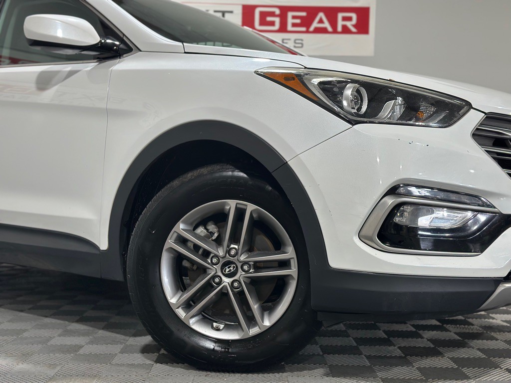 2017 Hyundai Santa Fe Sport Image 5