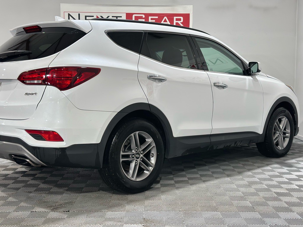 2017 Hyundai Santa Fe Sport Image 9