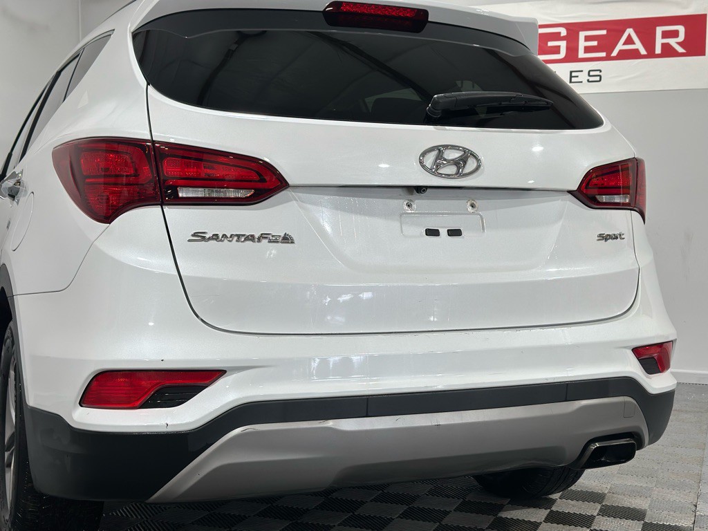 2017 Hyundai Santa Fe Sport Image 10