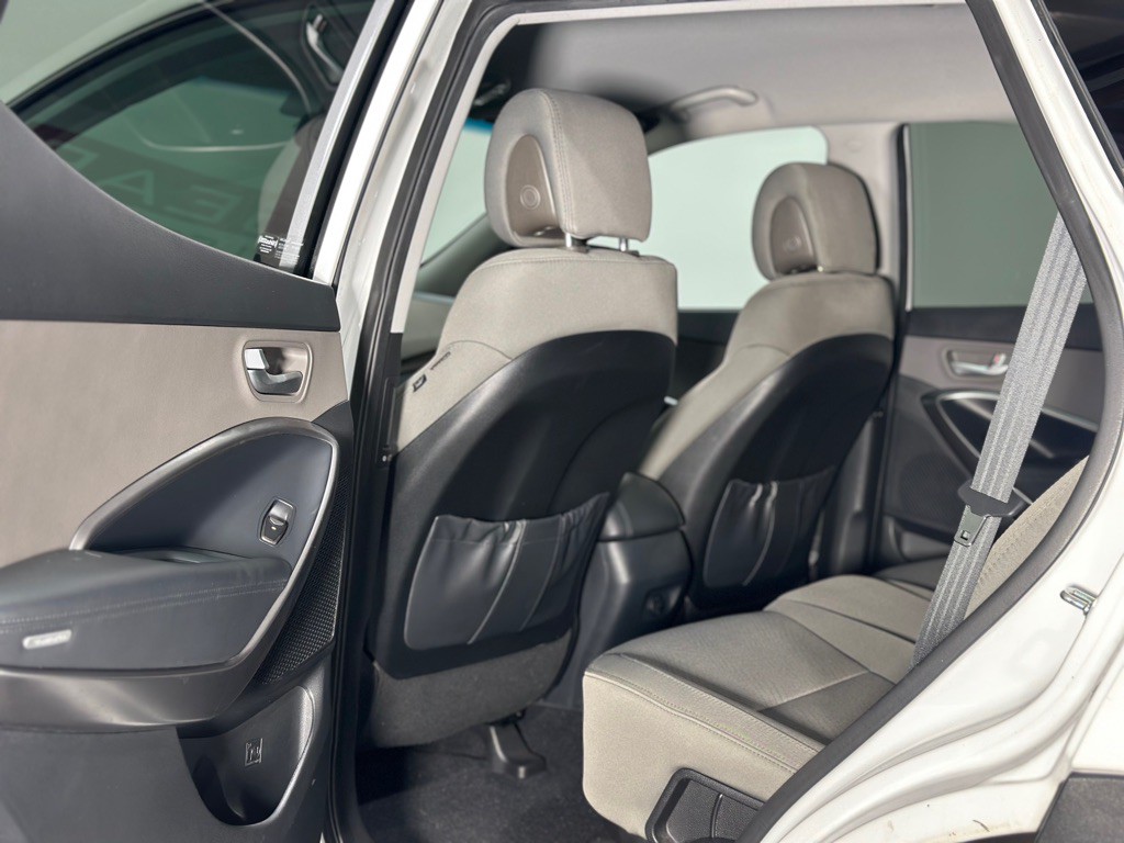 2017 Hyundai Santa Fe Sport Image 12