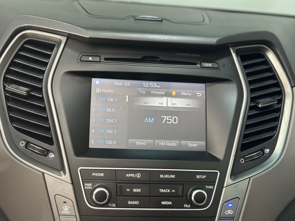 2017 Hyundai Santa Fe Sport Image 17