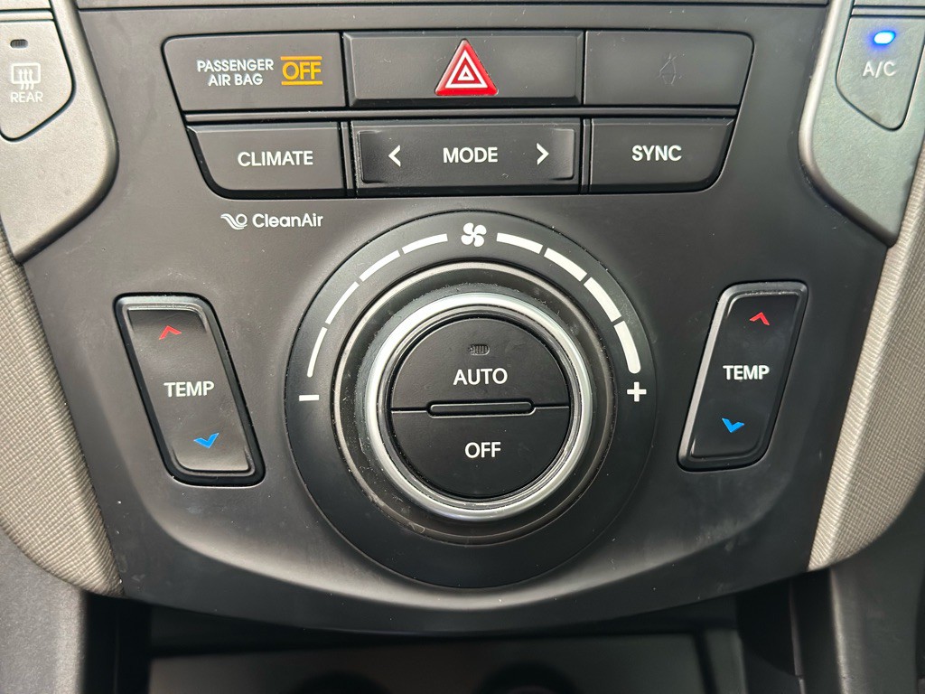 2017 Hyundai Santa Fe Sport Image 21