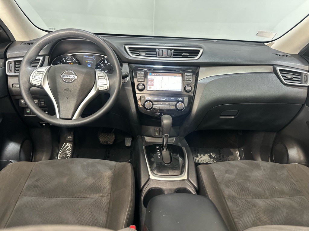 2016 Nissan Rogue Image 13