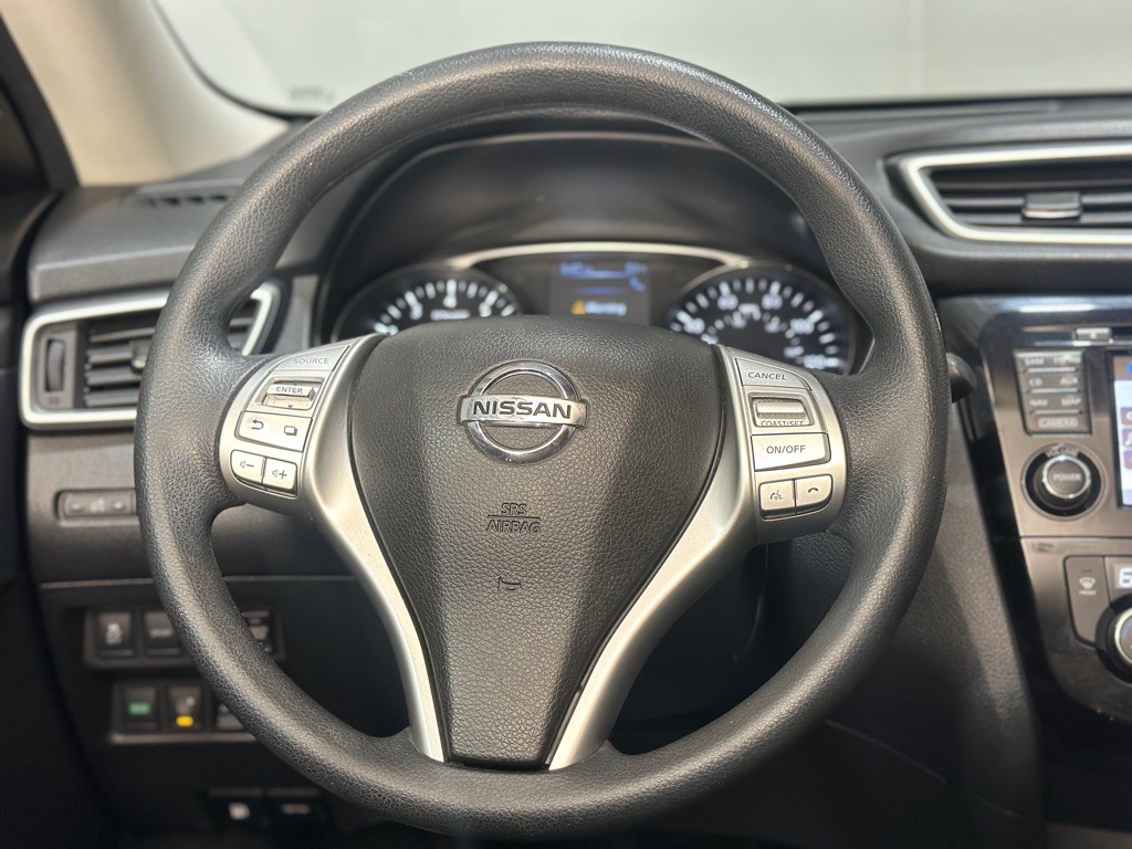 2016 Nissan Rogue Image 14