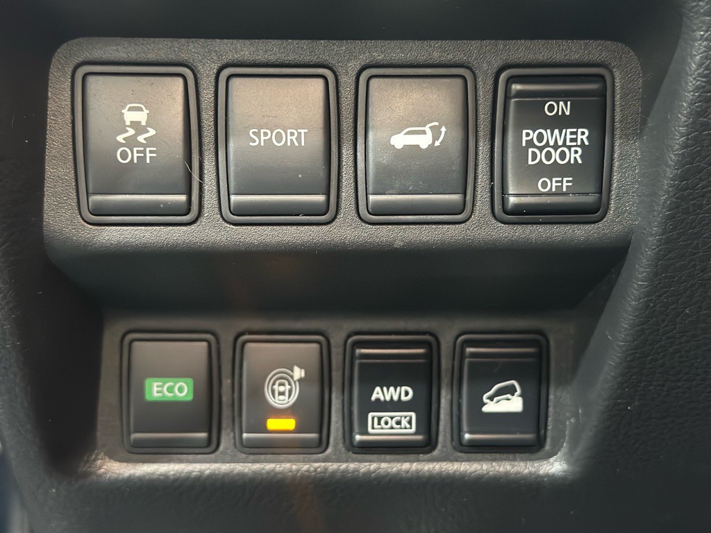 2016 Nissan Rogue Image 20