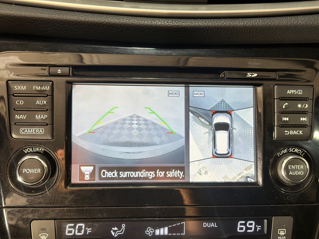 2016 Nissan Rogue Image 21