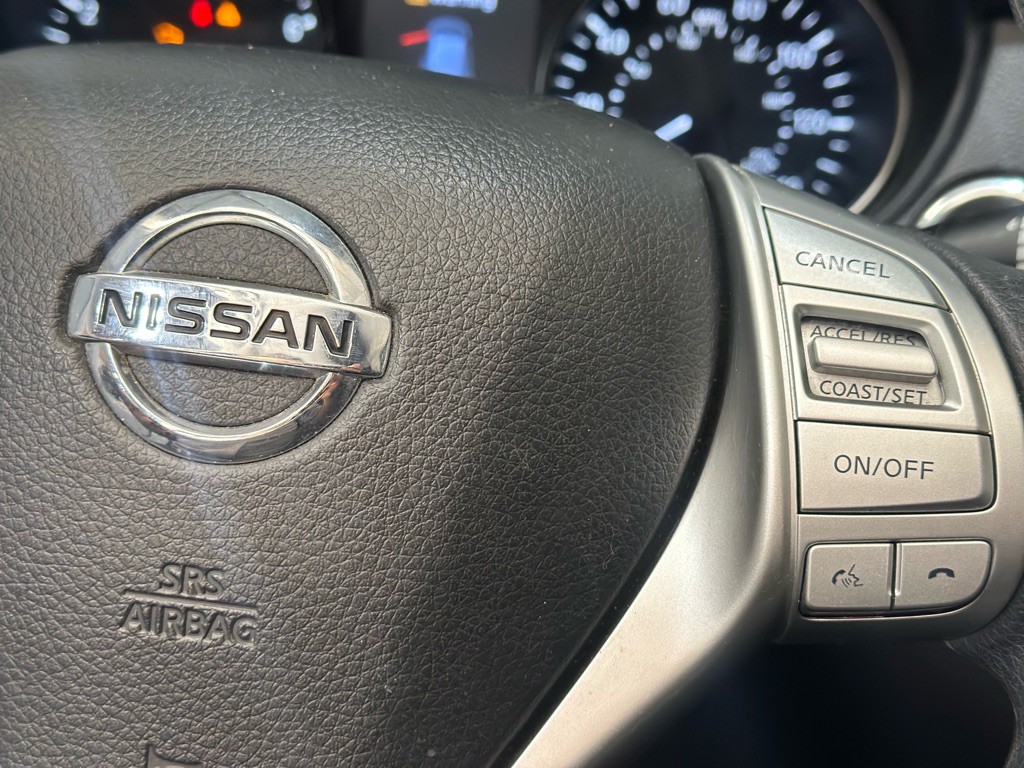 2016 Nissan Rogue Image 29