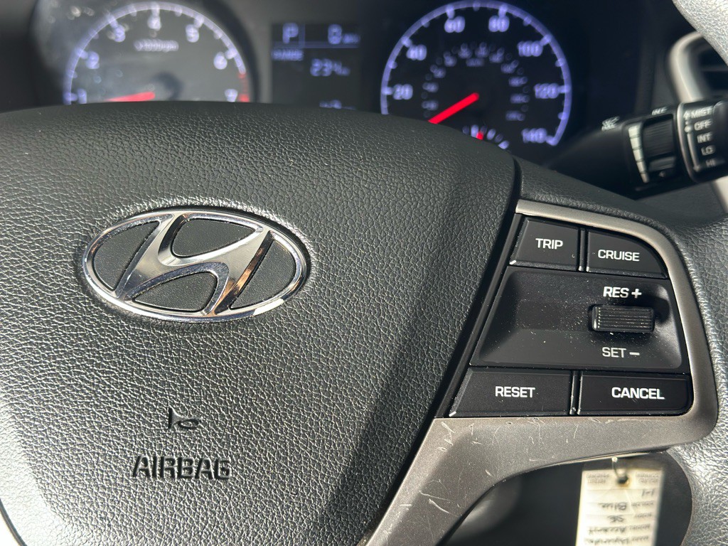 2019 Hyundai Accent Image 27